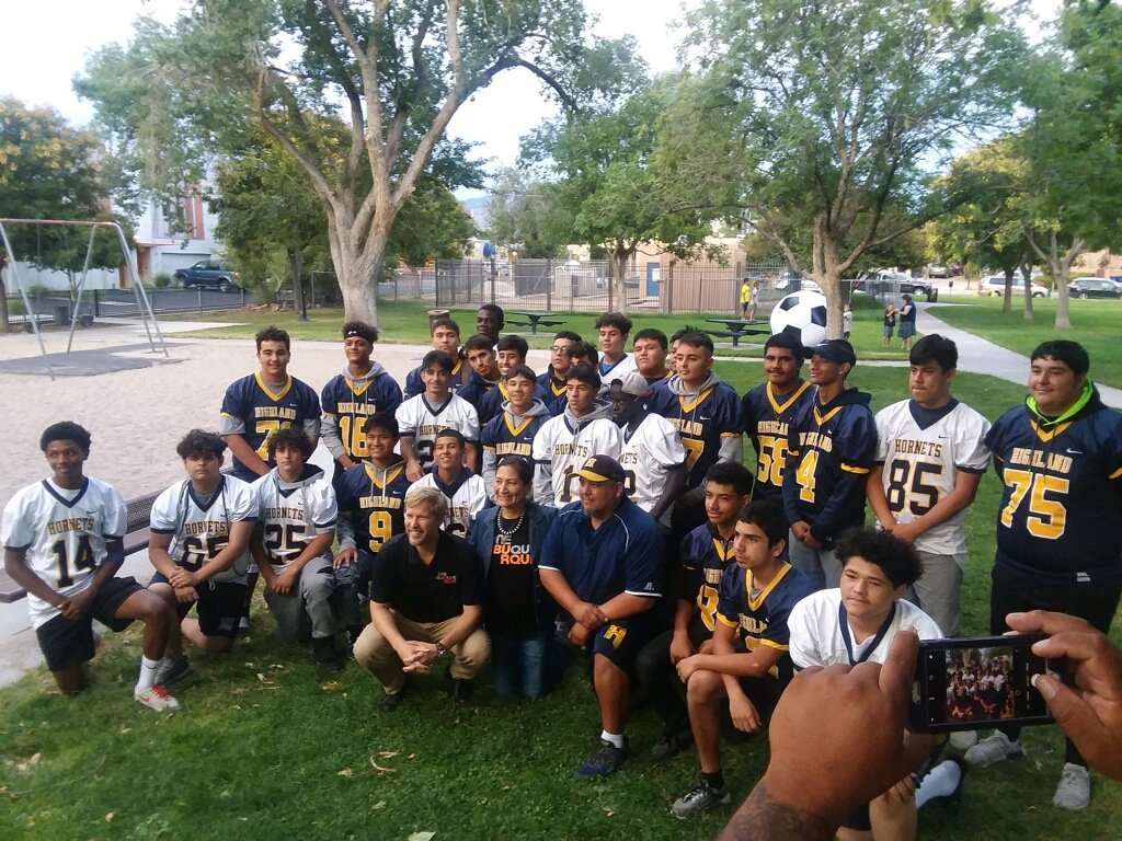 Hhsathleticsalb's tweet photo. Hornet Football in the community, Mayor Keller, Congresswoman Haaland(Hornet Alumni) national night out serving up some ice cream https://t.co/MuoE5zPPhf
