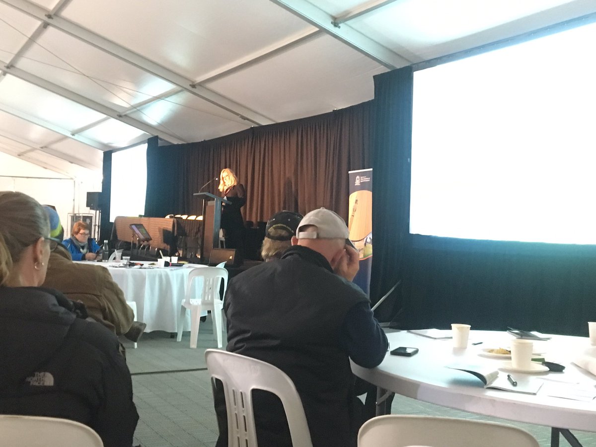 J_P_Collins's tweet photo. Kari-Lea Falconer from #DPIRDDigital explains to #Techspo2019 day 2 delegates reasons to be connected. Peace of mind, functionality and ‘watch and respond’. @DPIRDWA @DirtSouthern https://t.co/sJYFD94rri
