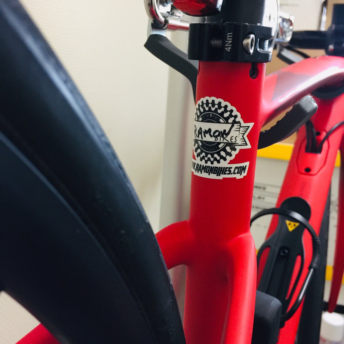 der_mond's tweet photo. 待ちに待ったかわいい子が来ました。
#ramonbikes #納車 #argon18 #KryptonCS https://t.co/1P9iaCwq5F