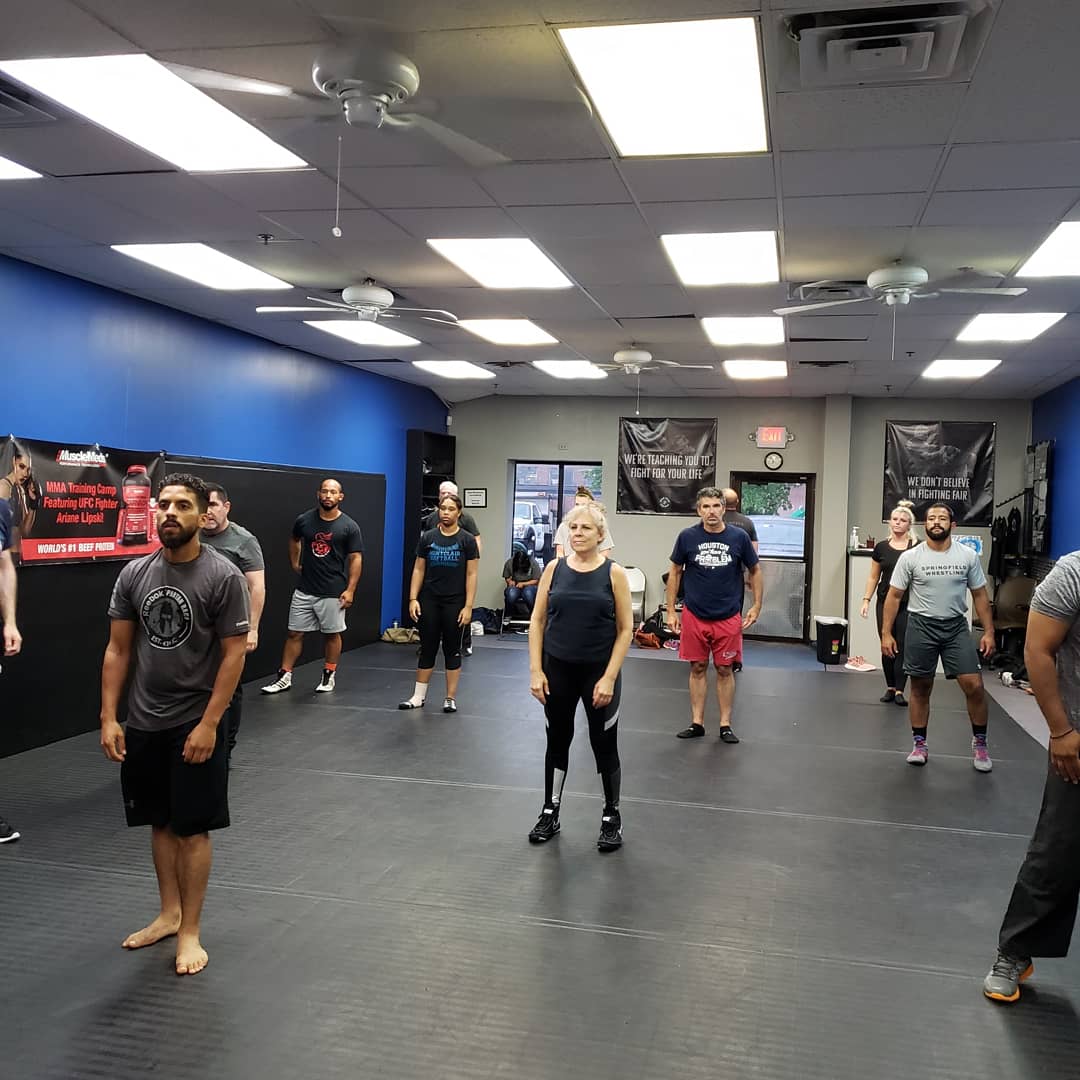 rocksolidkm's tweet photo. KRAV FUNDAMENTALS 630 PM WEDNESDAY NIGHTS!
https://t.co/XDZno0Ysys
#rocksolidkravmaga #kravmaga #brazilianjiujitsu #muaythai #grappling #boxing #escrima #ownthefight #nosuchthingasafairfight https://t.co/KUF32V5af0