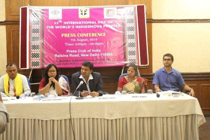 Press conference on Adivasi demands for the upcoming indigenous peoples day organised by more than 50adivasi org. In Delhi. Join us in solidarity johar <a href="/AdivasisMatter/">#AdivasiLivesMatter</a> @AdivasiResurge <a href="/TribalArmy/">Tribal Army</a>