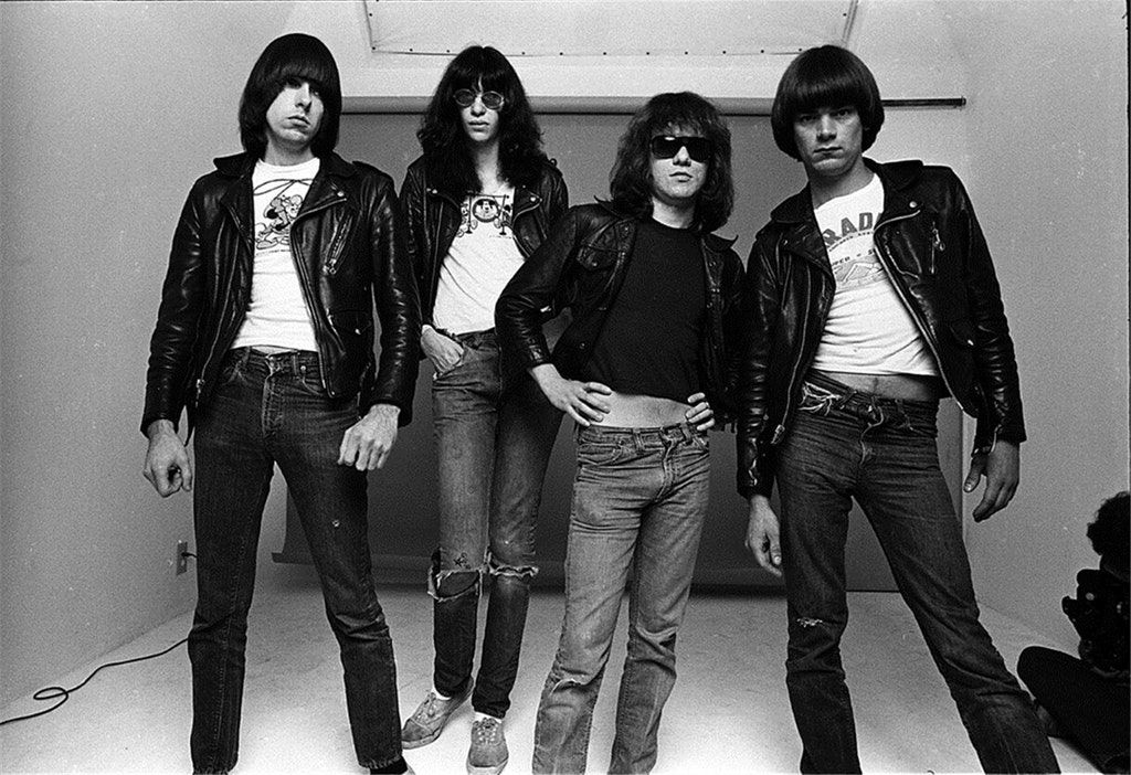 Ramones, 1977
