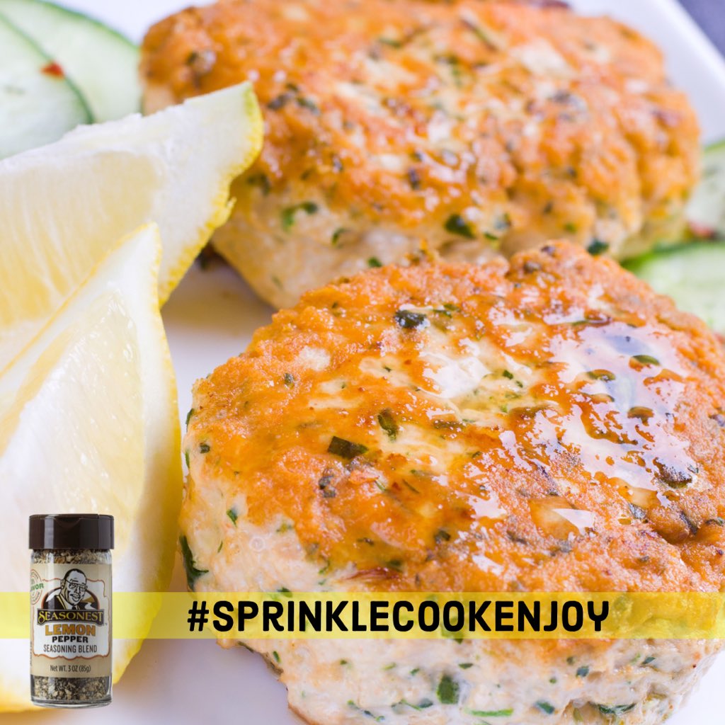 Seasonest's tweet photo. Salmon Patties made with our #deicious #lemonpepper is irresistible! 😋
.
https://t.co/hL1H4ie6N7
.
#foodie #healthyeating #atlantafoodie #foodielife #cooking #seasonest #sprinklecookenjoy #seasoning #spices #seasonings #foodpic #fitfood #foodblogger #salmon #soulfood https://t.co/UomOL6PlPJ