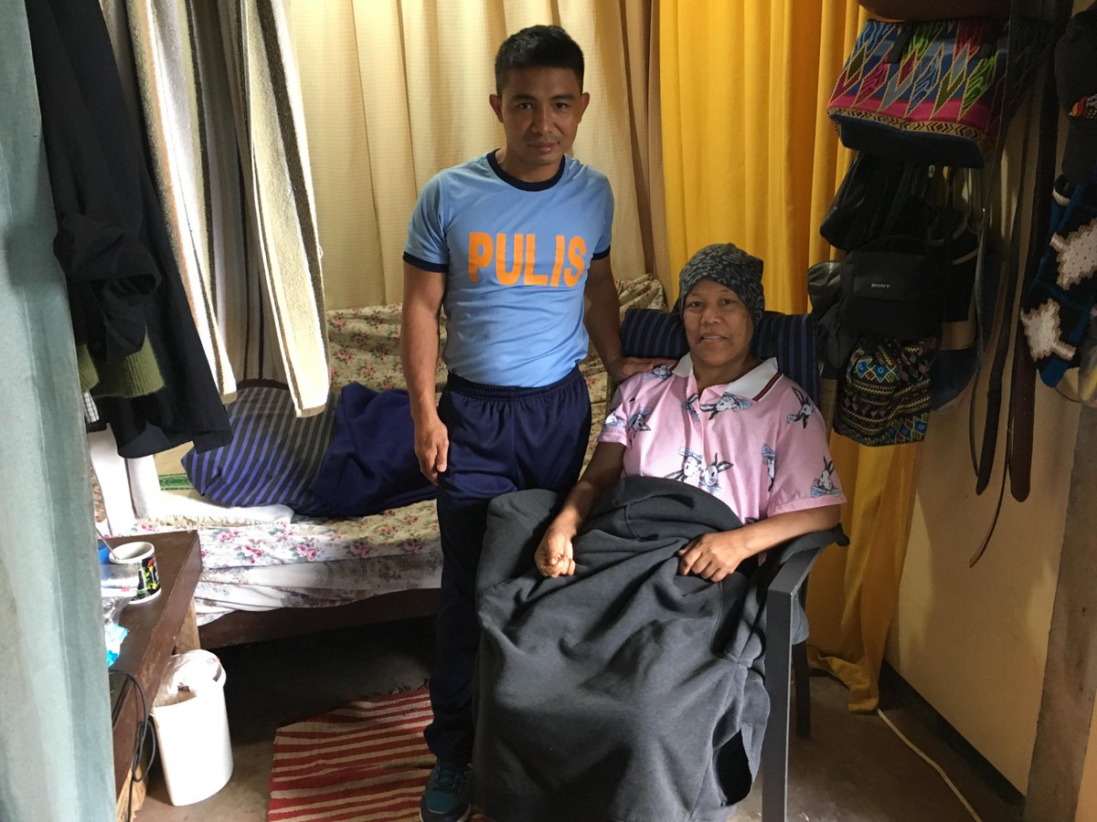 PcloBenguet's tweet photo. On August 8, 2019, personnel of this Office visited a sick, Sister in Christ at Palew, Tublay, Benguet to boost the morale of the sick. At the same time Benguet PCLO donated a King’s Herbal Juice and assorted fruits. #PNPGoodDeeds
#OCAChallenge
#PATROLPLAN2030 https://t.co/R4d6JK38Al