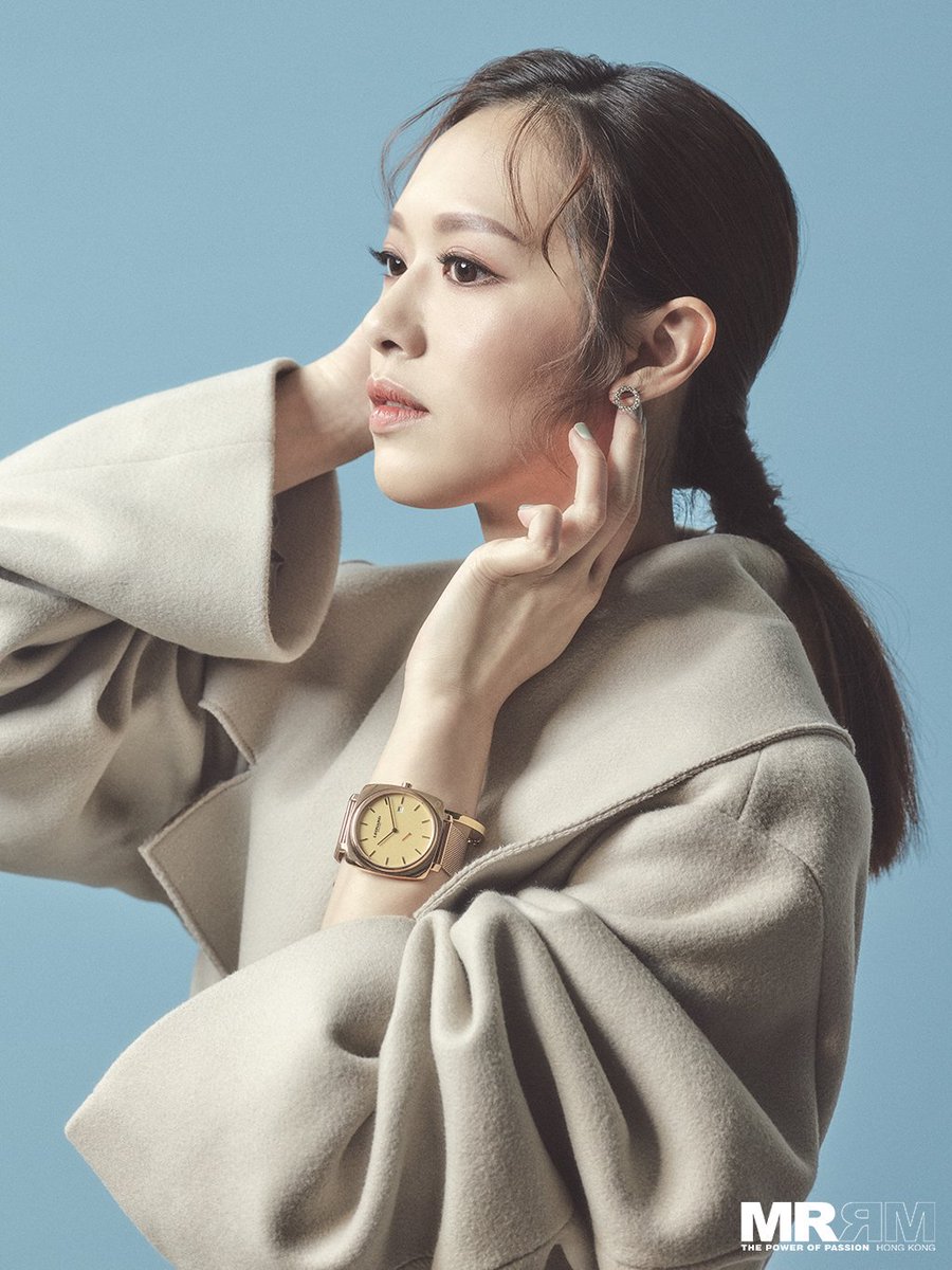 LeonardMontres's tweet photo. Leonard Montres encounters Hong Kong actress, Crystal Fung (馮盈盈), in the latest MR magazine; Many thanks MR magazine!

#LeonardMontres #HongKong #Paris #fashionwatch  #luxury #style #ladieswatch #ladies #CrystalFung #馮盈盈 #hongkongactress #MRRM #MRmagazine #beautiful https://t.co/A5MqzU2nm9