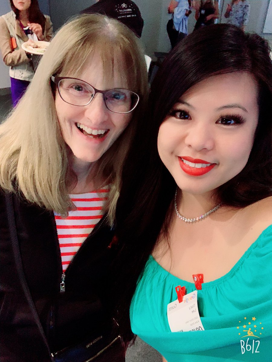 ladyleet's tweet photo. Starting off the @moderndotweb + @angular MTV + @gdgsv event with @DeborahKurata!
400 RSVPs tonight! π€―
#angular #gdgsv #modernweb https://t.co/S4N6El3GlO