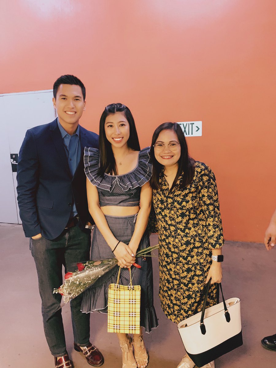 chrizanoos's tweet photo. Sorry guys ako talaga nanalo sa araw na to, @_kiatakahashi and @iamginoroqueiv thank you po, that’s so nice of you, i was star struck, words can’t explain my feelings to have this frame with you both. So happy to finally meet you both. God bless you! #MBtaping #Kiano #fangirling https://t.co/64nSM9JACP
