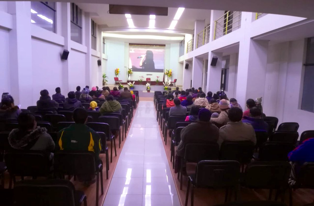 AdventistasMLT's tweet photo. Toda la #MLT #unidos y #conectados en la cuarta noche de la #SemanaDeReavivamiento #GraciaTransformadora #JuntosHastaTerminarLaObra https://t.co/1dKbpaylt0