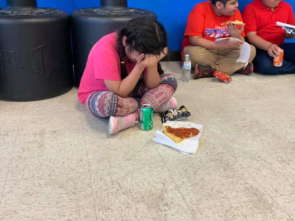 GuntherEagmm's tweet photo. This is Forest, Mississippi where one of the ICE raids happened  today children of those arrested are left relying on neighbors and strangers taking them to a local gym. This breaks my heart. https://t.co/2IrgHyNgdk