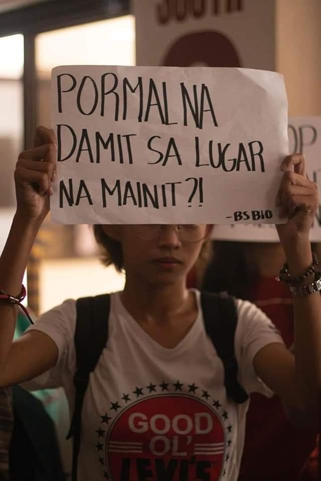 PreMed_Guy's tweet photo. #StopStudentRepression
#NoToDressCodePolicy
#NoToHigherGWA
#NoToMandatoryDrugTesting
✊✊✊
*All pics are not mine
CTO https://t.co/GqDEpRVH5e