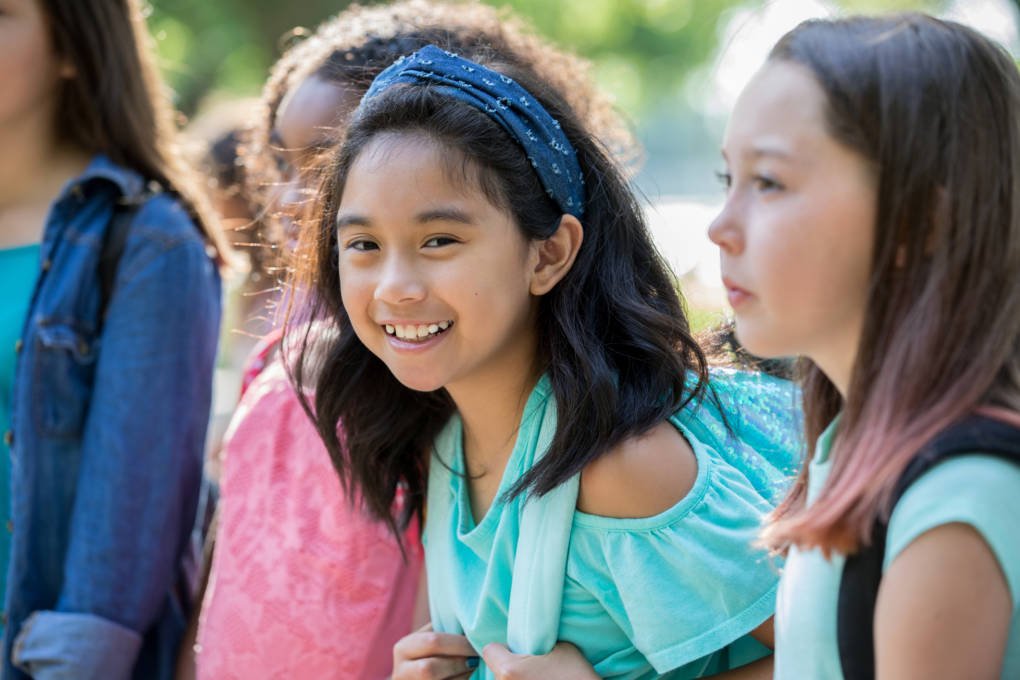 MindShiftKQED's tweet photo. "Middle schoolers are impressionable, curious and raring to go. That makes middle school the perfect time to build their character and confidence," says @Pfagell @dfkris https://t.co/qnYptvsZ7n #edchat #parenting #mschat https://t.co/aqHJecFS2e