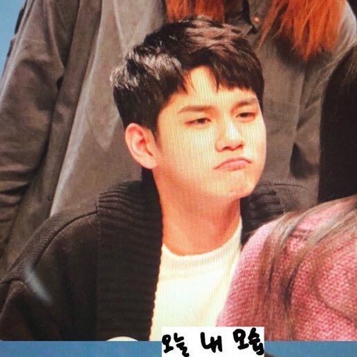 หมื่นลี้ ✨โอชิน้องแว่น tweet media