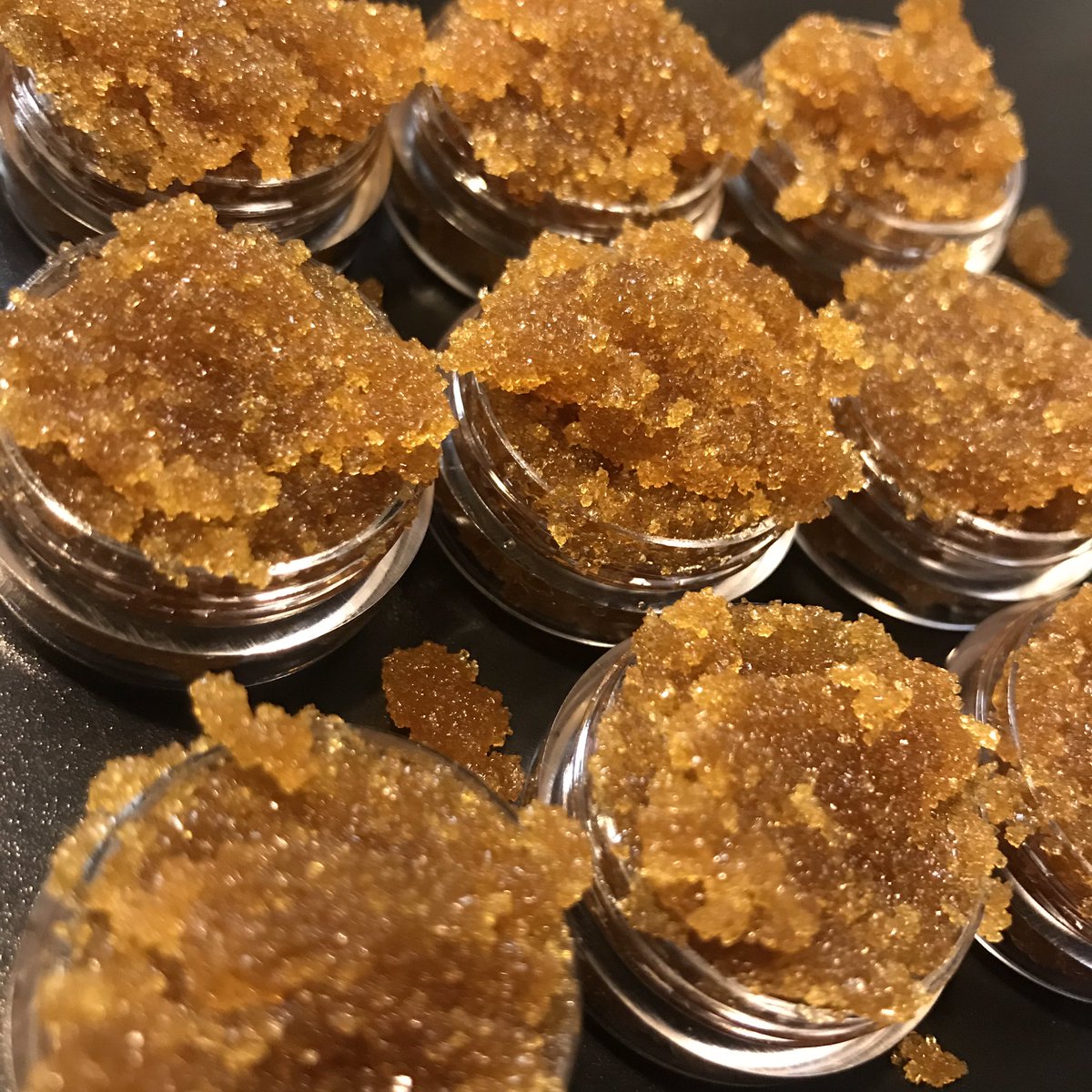 shoptheboujee's tweet photo. Chicken &amp; Waffles lipscrub . 🍗🍯
Smells &amp; tastes just like maple syrup!
https://t.co/KOMQEwgY9o ✨ https://t.co/lJrN68qp0b