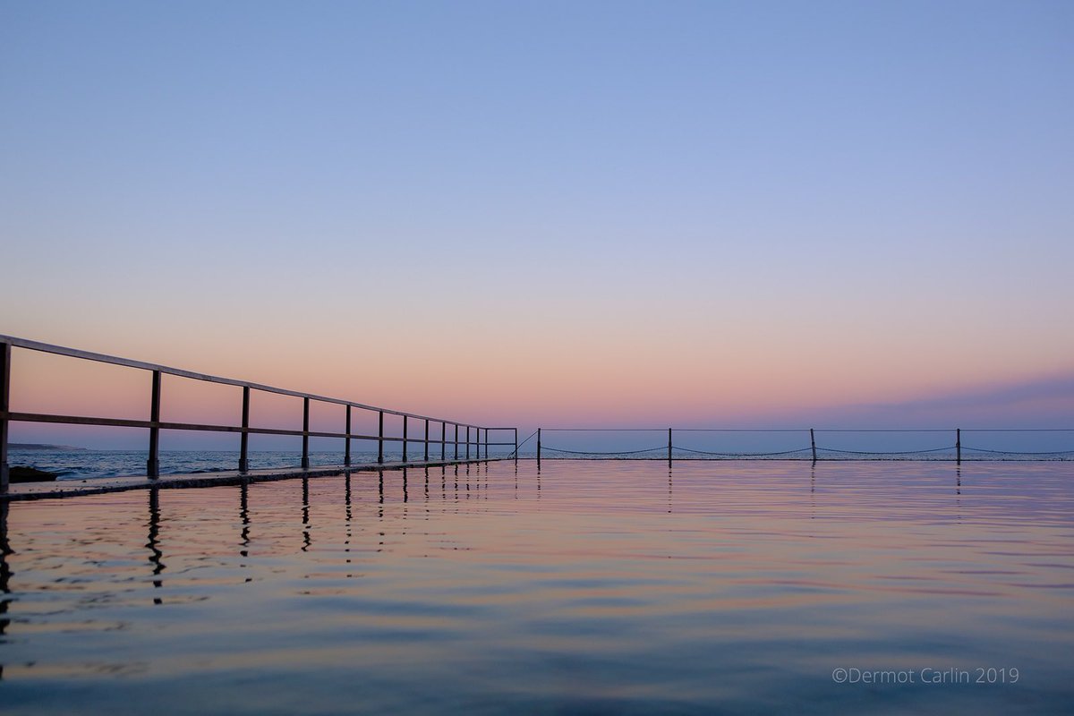 DermotCarlin's tweet photo. Cronulla Pool at Sundown @FujifilmX_AU @SuthShireCncl #cronulla #ilovesydney #cronullalife #pastels #bird https://t.co/1hP1aOru4V