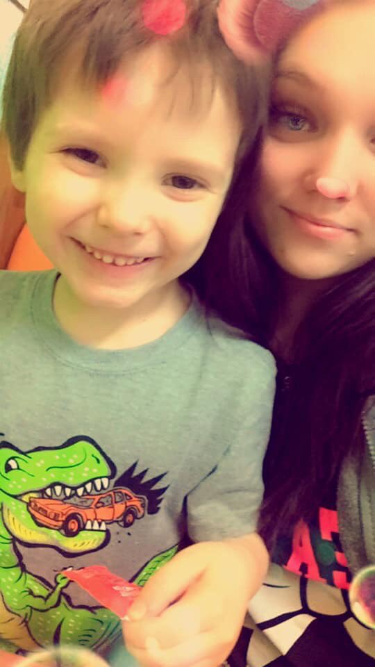 AlwaysLake's tweet photo. RIP Sweet Alyssa &amp; Braydon. 😔🙏 Words won’t convey how broken we are after this. She &amp; her baby boy never deserved any of what he did to them. Please help find Jory. #FindJoryWorthen #DomesticAbuse #DomesticViolence #SuspectAtLarge #YoungMotherandChild #DoubleMurder https://t.co/MI08UIMEh4
