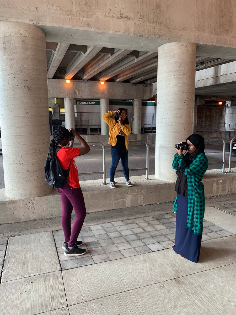 Ont_LOVE's tweet photo. So proud of our youth working with photographer Nabil Shash to document the #LawrenceHeights community. Some fun photos from today: https://t.co/tRX4lHanRa