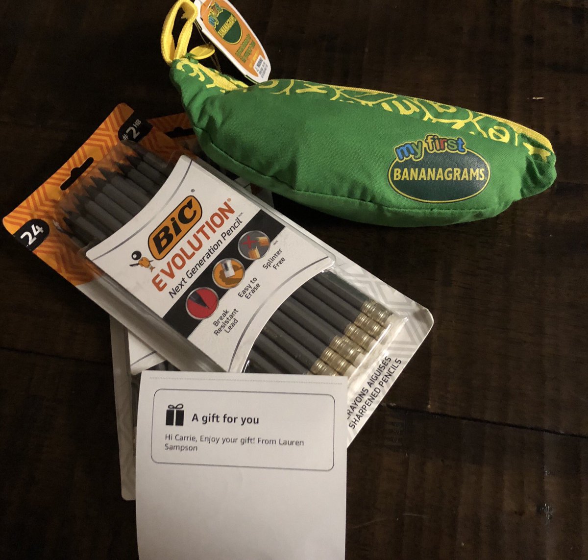 carrie_mckeever's tweet photo. Came home today after my first day back to school and discovered some special gifts from @laurenEsampson. My students are going to be so excited!! Thank you from the bottom of my ❤️! #cleartheliststexas #CoogssupportingCoogs https://t.co/QCXMxyitlw