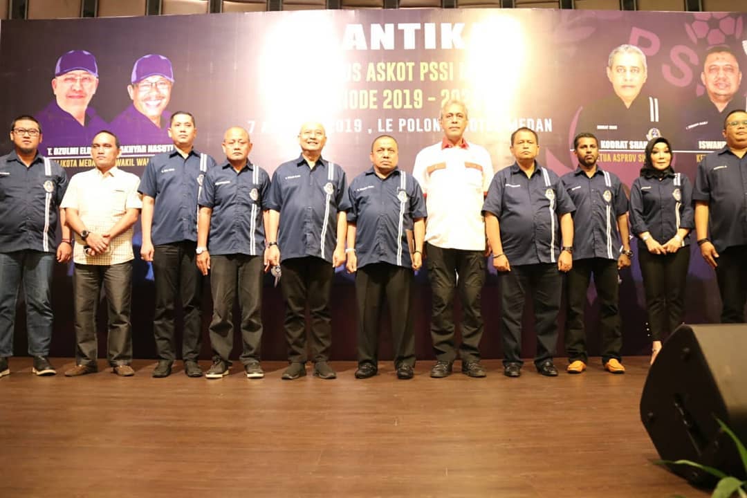 diskominfomedan's tweet photo. Pengurus Asosiasi Kota (Askot) PSSI Kota Medan periode tahun 2019-2023 resmi dilantik, Rabu (07/08) di Le Polonia Hotel. Atas kepengurusan baru ini Pemko Medan siap mendukung Askot PSSI Kota Medan dalam memajukan Persepakbolaan di Kota Medan.
#medanrumahkita #Askot #PSSIKotaMedan https://t.co/fzhGf7ePxW