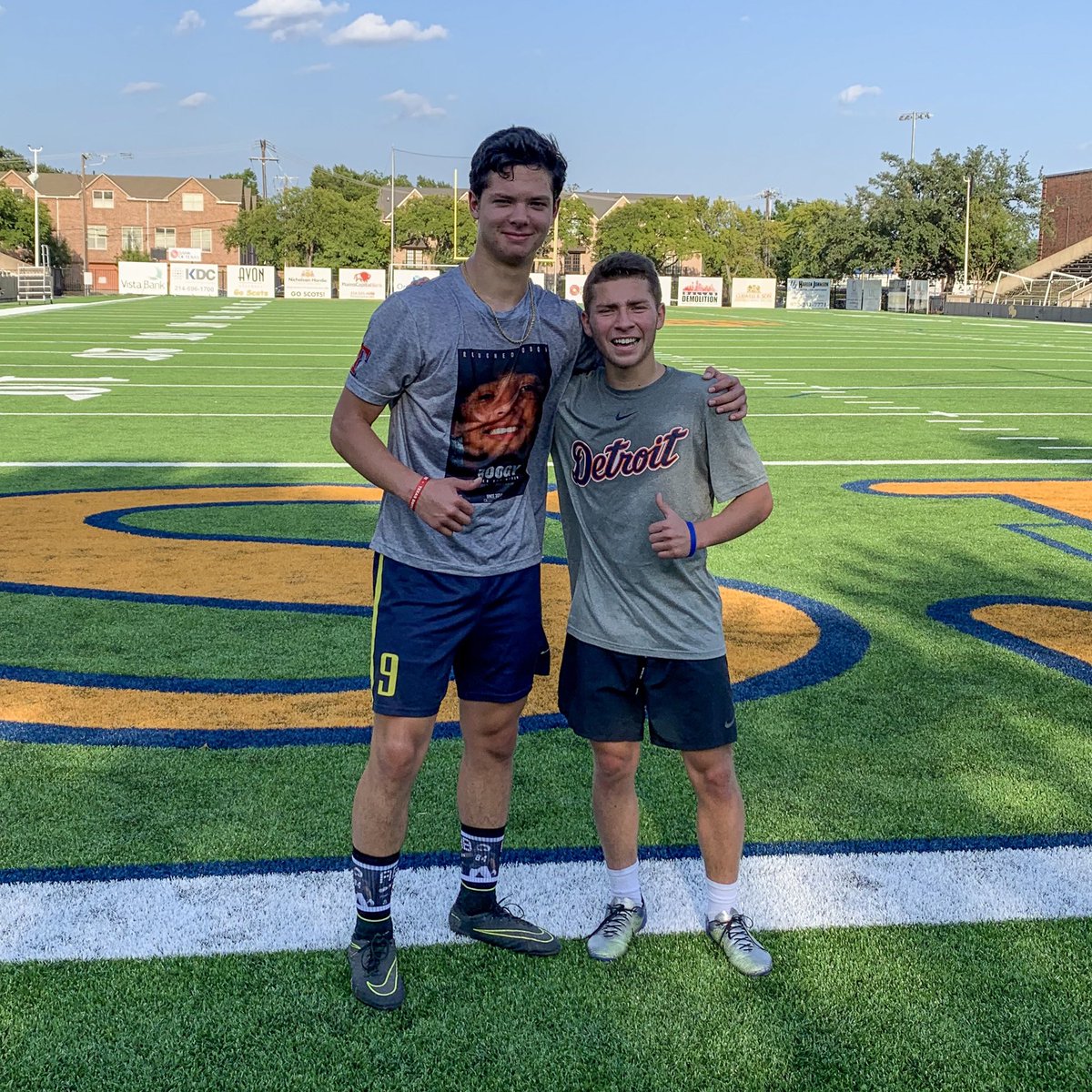 HP_ScotsSoccer's tweet photo. @JNicholsonRodr1 takes home gold in the 2nd edition of the Free World Championship. Epic 1V1 tournament to start off today’s session. Honorable Mention goes to @HPMensPodcast with a 6 game winning streak only to lose by tie breaker. #N2LE2P https://t.co/MNIDZDQQew