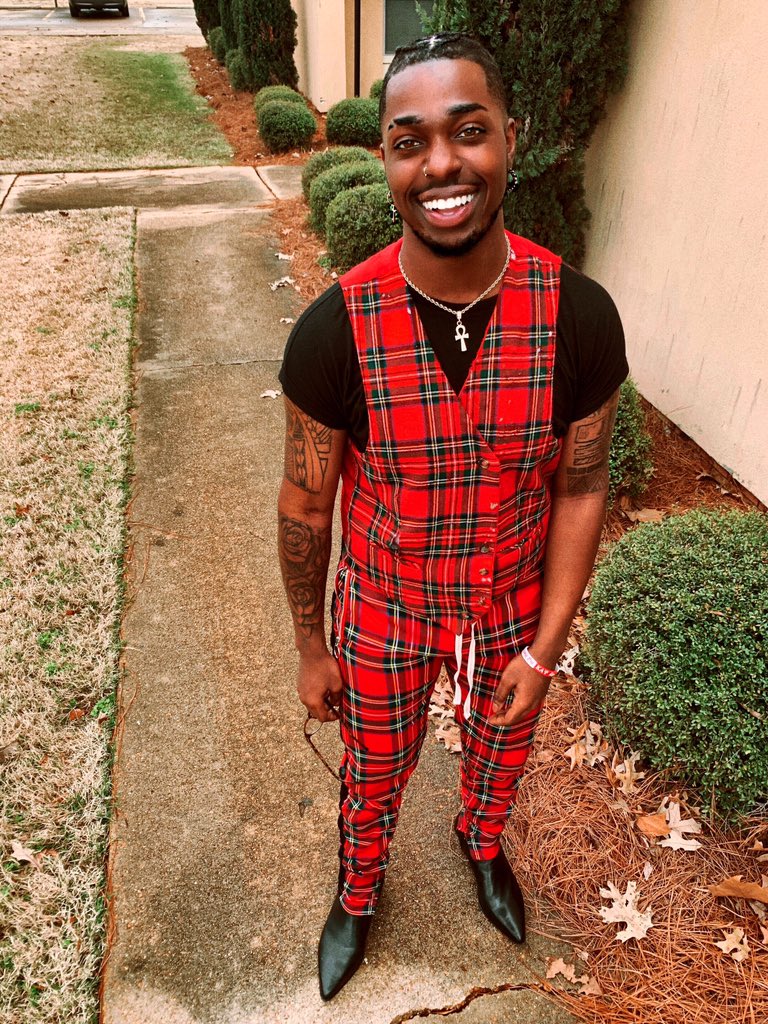 Do y’all like Plaid Print ?🤔 What’s your Favorite Print COMMENT OR RETWEET  BELOW ⬇️⬇️⬇️⬇️ #ootd #ootdmen #wiwt #photooftheday #fashion #mensfashion #instafashion #instastyle #style #menstyle  #minimal #streetwear #streetstyle #hypebeast #snobshot #mensfashionreport  #etnomad