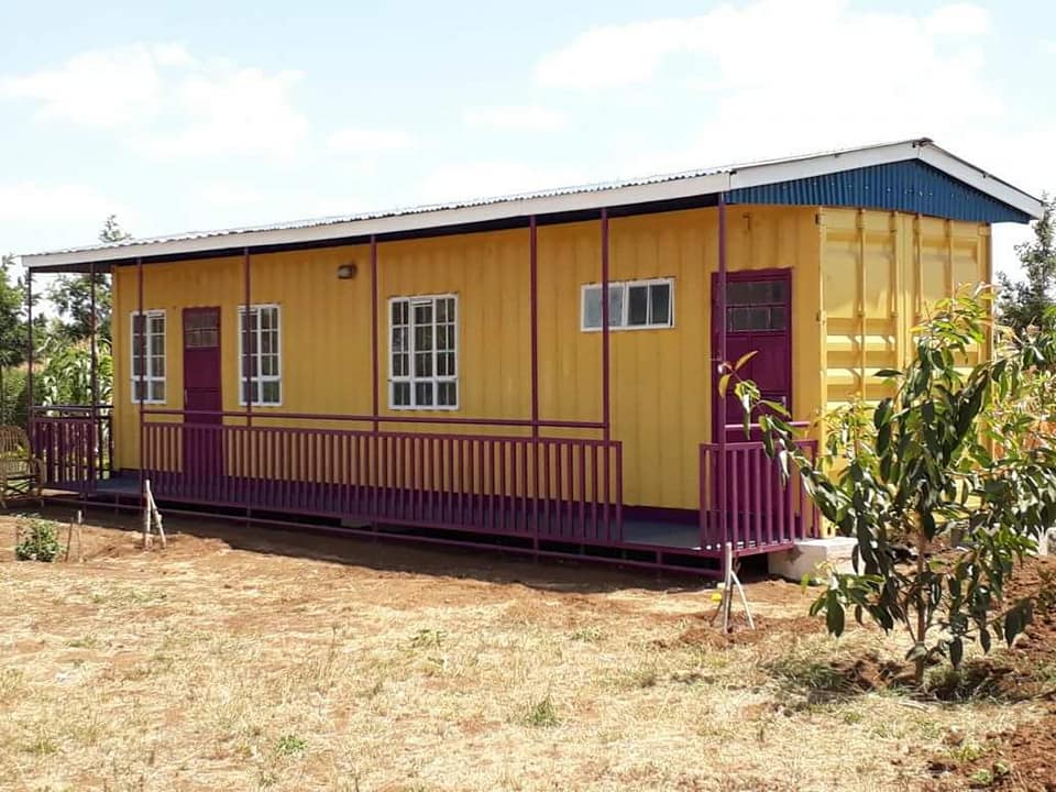 containershub's tweet photo. Get in touch with us
contact:0711255554 / 0790036982
email:solomon@containersenya.com
for shipping container house,commercial stalls,canteens,ablution block and many more
also available in stock are the dry containers and refrigerated shipping containers.
#JKLive #DeadlineDay https://t.co/camH8vmSpS
