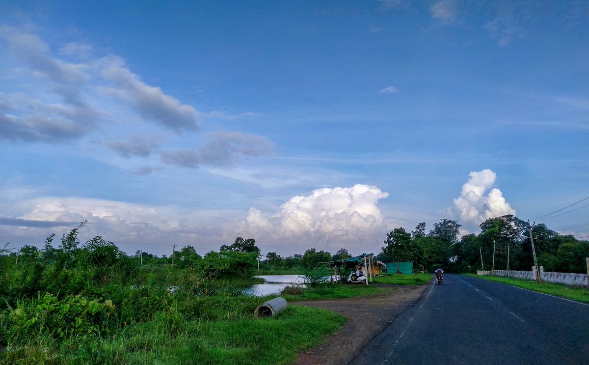 Chiraggohil39's tweet photo. Cotton candy Sky ☁️
.
Shot on Nokia 7 plus 
@nokiamobilein #nokia7plus #mynokiamoment
.
#VisualsOfLife #visualambassadors #exklusive_shot #nokia7plusphotography #peoplescreatives #sombresociety #cloud_porn #shotonnokia  #roamtheplanet #clouds #nokiaphotographer https://t.co/01hj1nuixb