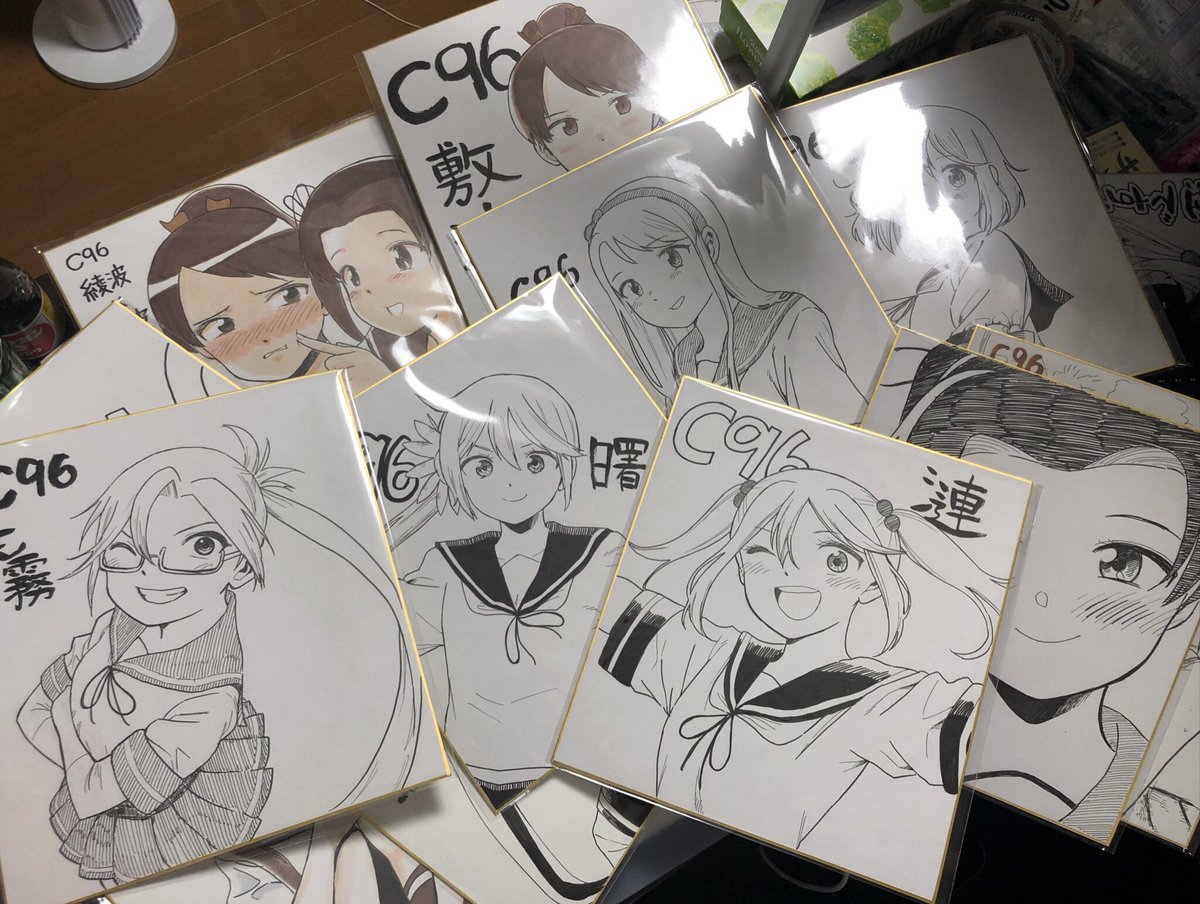 明日コミケです!
ぼくは会場に行きませんが色紙たくさん描いて友人に託しました。
よろしくお願いします! 