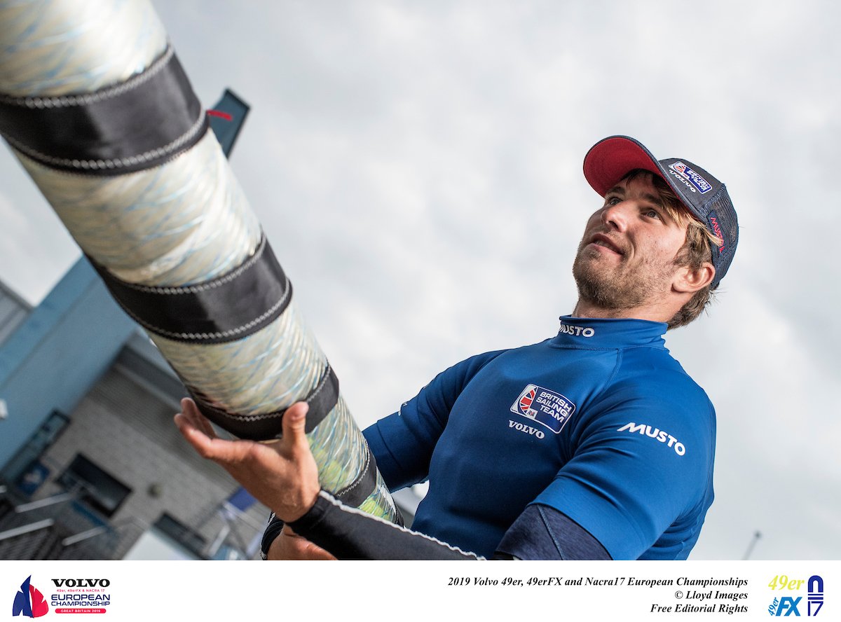 BritishSailing's tweet photo. ***JOB ALERT***

We're looking for a sponsorship officer to help maintain  existing commercial relationships and build new ones as we charge towards @Tokyo2020 and beyond.

Is this you? More here 👉 https://t.co/QIqAud35fV

#job #jobalert #britishsailingteam #rulethewaves https://t.co/4zI5t5PLXg