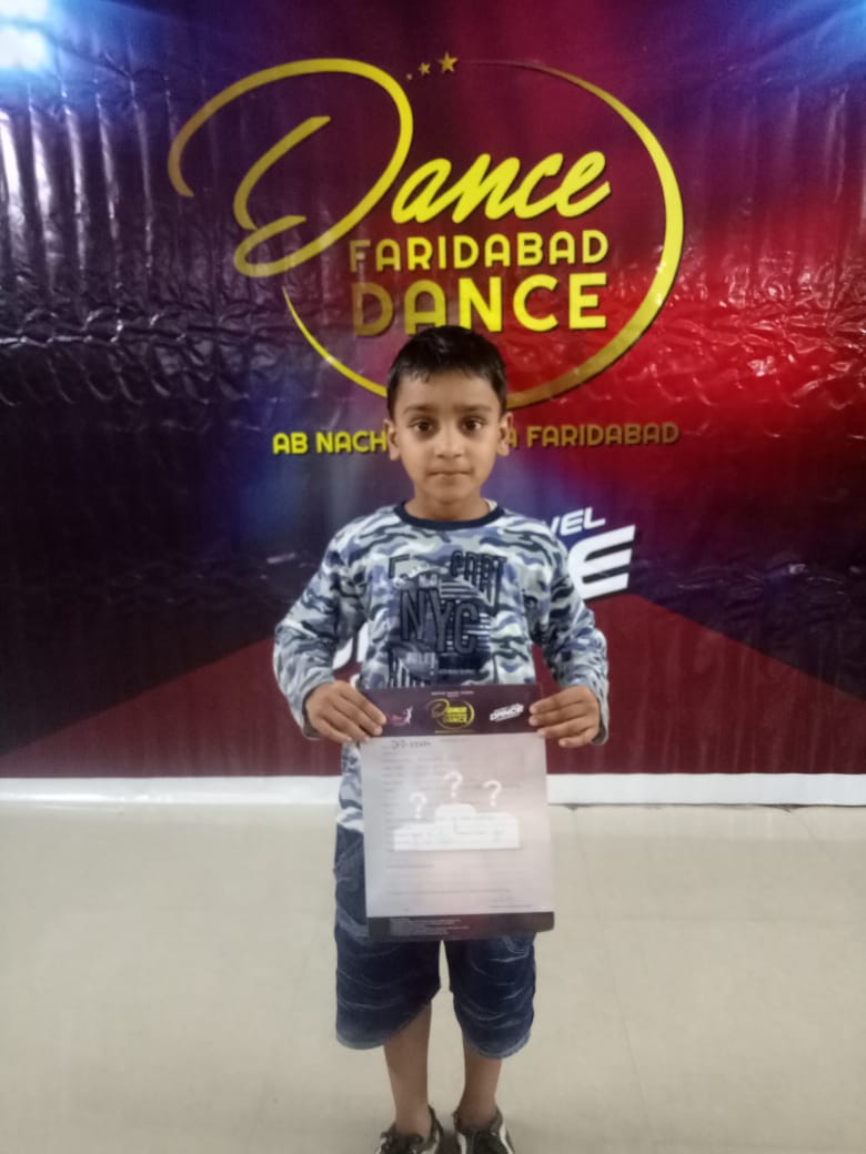 DanceFaridabad's tweet photo. ☺️💃🕺☺️
Successful Ground #Audition of @DanceFaridabad at #LiveArtsIndia #JawaharColony #NIT #Faridabad
Register Now for #DanceFaridabadDance - District Level #DanceChampionship, presented by #DriftUp #Dance Studio.
Visit https://t.co/DuqglTgO4R ☺️💃🕺
#GroundAudition #Auditions https://t.co/n7MvJcDp1H