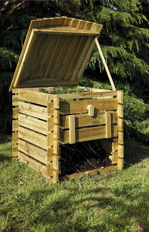 Plant life is at the heart of any #garden and we have the perfect things to help you grow your garden into a masterpiece 🌷 Our range of compost bins help you dispose of waste and aid your gardens growthat no extra cost! bit.ly/CompostBinBSO