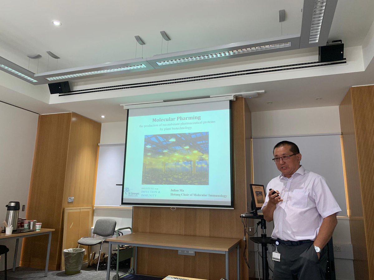 YB Ms. Nurul Izzah Anwar, a Malaysian member of parliament, visited the Molecular Immunology Unit at St. George's, University of London, UK to learn more about Molecular Pharming. Selamat datang and hope you have enjoyed yourself.<a href="/n_izzah/">Nurul Izzah Anwar 🇲🇾 🌺</a> <a href="/juliankcma/">Julian Ma</a> <a href="/SGUL_III/">City St George's Infect Immunity</a>