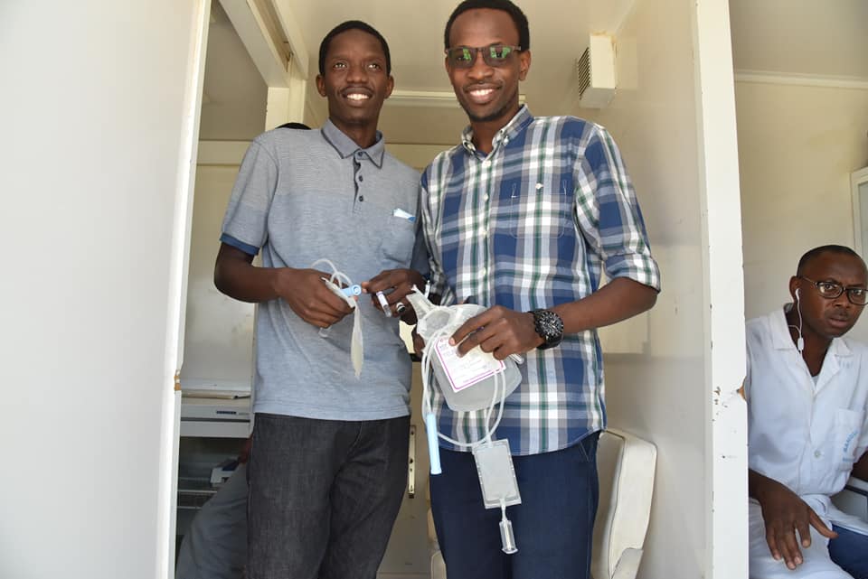 SaedSenegal's tweet photo. DON DE VIE A LA #SAED

Le 07 août 2019, la #SAED a organisé une journée de #Don de #sang à son siège, un geste noble qui permet de sauver des vies et d’améliorer la santé. https://t.co/kimg54i87q