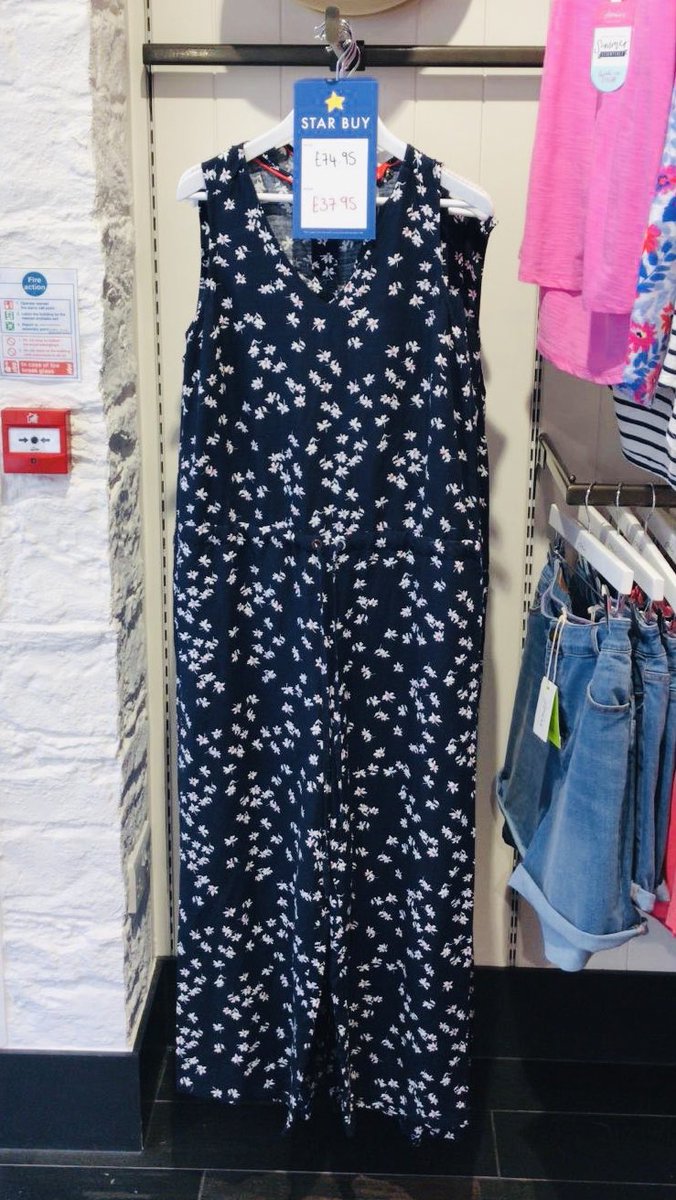 JoulesNotts's tweet photo. Further Reductions are live in store today. We now have up to 60% off our fantastic summer sale items. Don’t miss out ☀️ ☀️☀️ #JoulesOfNottingham #BridlesmithGate #ShopNotts https://t.co/1BLavcKaqV