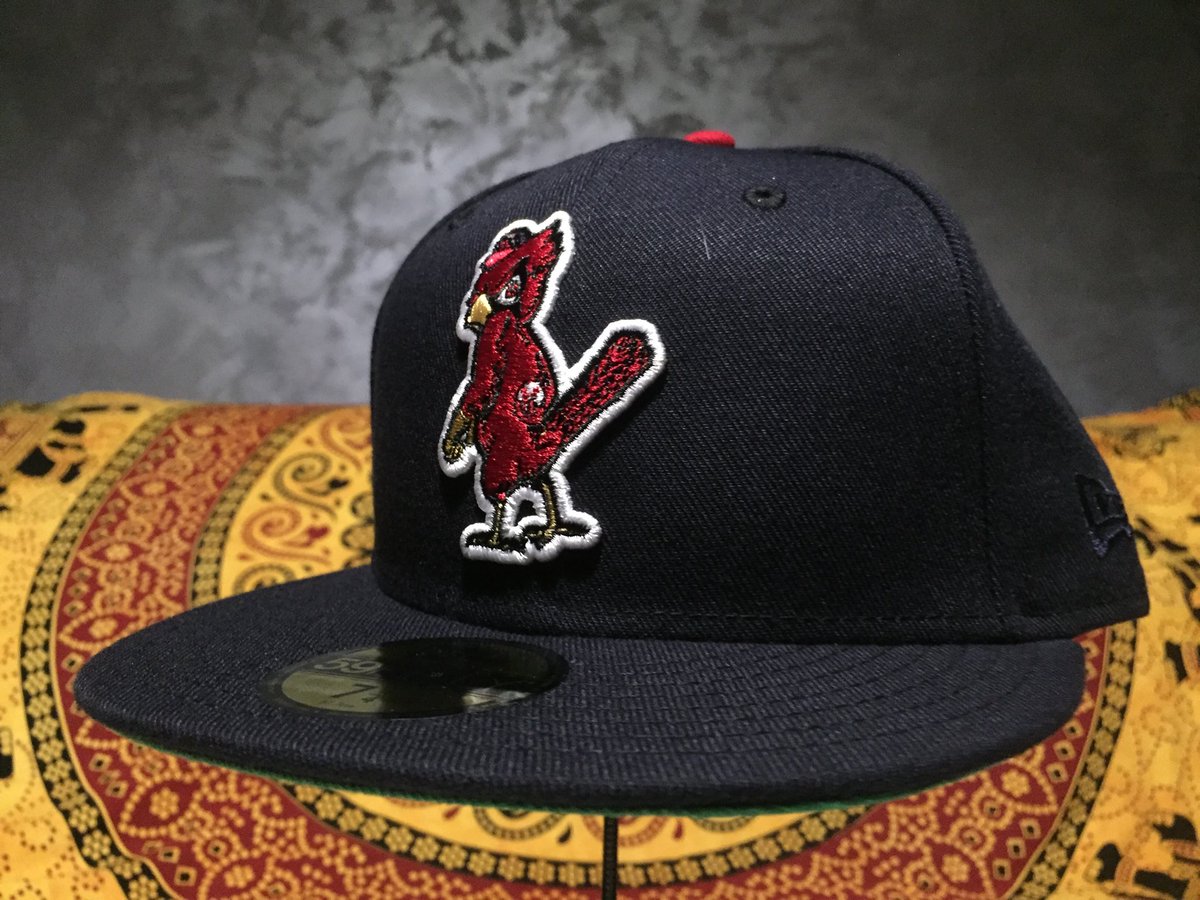 tennets_bi's tweet photo. Today #STL #Cardinals #LogoZoom #59Fifty @NewEraCapTalk #BringBackNECTalk @NewEraEurope ⁦@MyDopeHatGame⁩ https://t.co/ymbQA62AYq