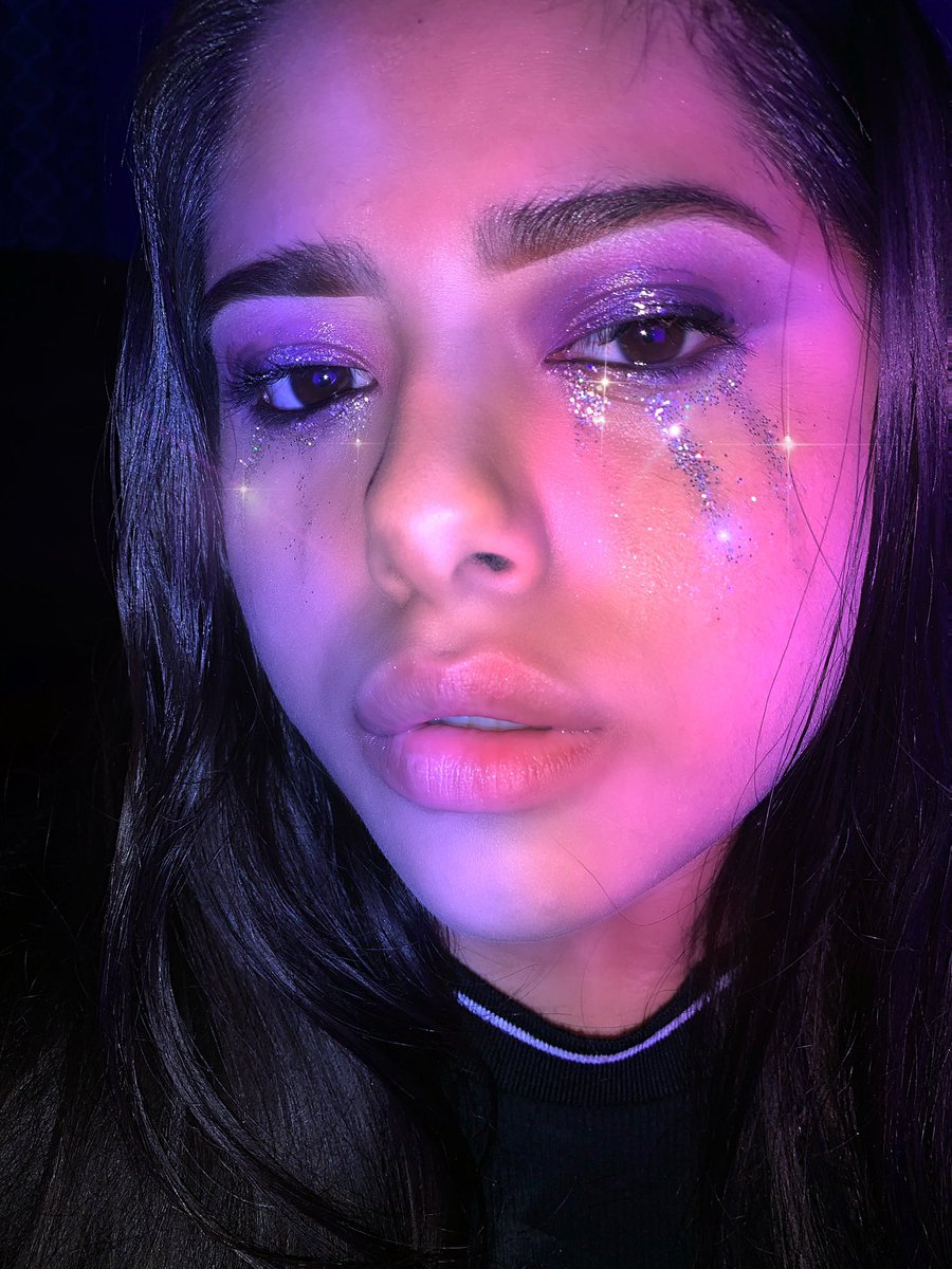 foder Dingy bombe Geraldinegenove on Twitter: "@euphoriaHBO @HBO @Drake @Zendaya Rue inspired  makeup #Euphoria #Hbo #drake #hbo #zendaya #rue https://t.co/BEZUxFTjUX" /  Twitter