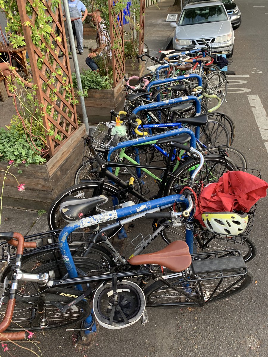 pkoonce's tweet photo. It’s hard to find a parking spot in Portland #pdxbikes #pdxproblems @pdxshoupistas https://t.co/Ssp5mjQ204
