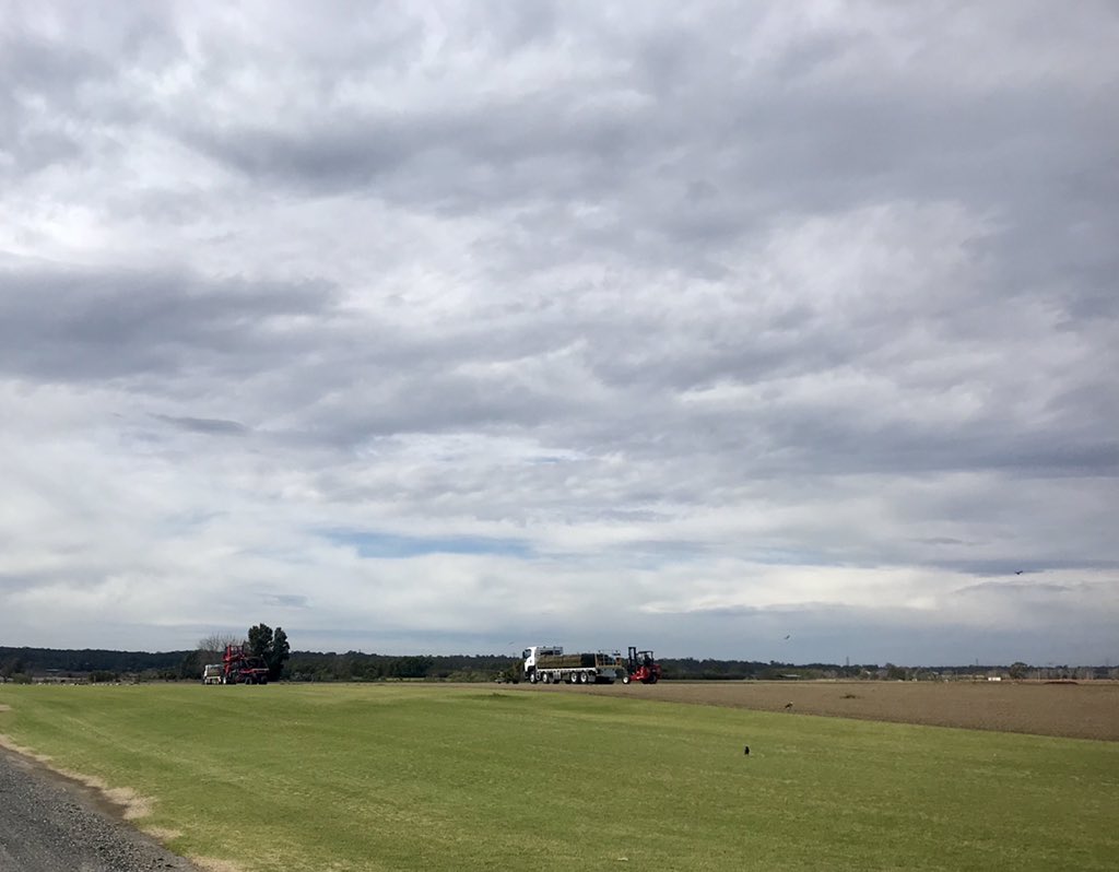 EmilyColless's tweet photo. #turffarm #harvest #pitttown Blew an absolute gale, apparently #westernnsw is not the only area that gets dust storms! 🤔 #whowouldhavethought #agriculture #agchatoz https://t.co/YPqE5K75Q2