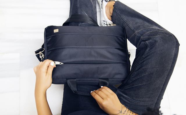 PLM Çanta Türkiye'nin Laptop Çanta markası ve üreticisi.
Bez çanta, el çantası, tablet çanta modellerimiz de vardır.
Uygun fiyata kaliteli ürünler.
 Tüm Türkiye'de elektronik marketlerde ve online'da
#plm #plmcase #çanta #canta #laptop #laptopcantasi #promosyon #picoftheday …