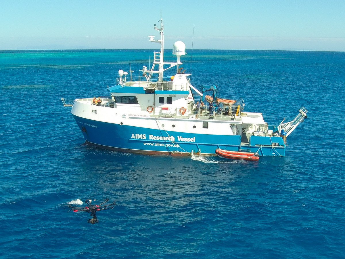 aims_gov_au's tweet photo. A birds-eye view of our multicopter capturing aerial hyperspectral imagery on the #GreatBarrierReef alongside our #RVCapeFerguson! #Hyperspectral imagery views #coral in a new light!
Learn more: https://t.co/acMt0nFdlM
#drones https://t.co/4qPjVlQ8Vr