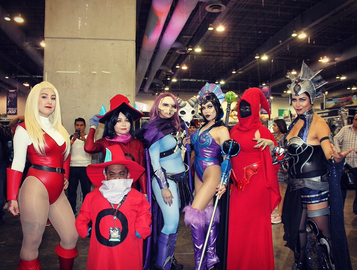 vicab77's tweet photo. Del grupal de #HeMan #MastersOfTheUniverse #MOTU.

@DalinCos
@FaniniRB
@PacoRaccoon
@PuchysLove 
@DanissDoll
@LAuTrEK
#PrincessAdora #Orco #Skeletor #EvilLyn #cosplay #cosplayersofinstagram  #sexycosplaygirl #Mexicancosplayer #unboxingToyConvention2019 #UnboxingToyConvention https://t.co/w7UDh93djj