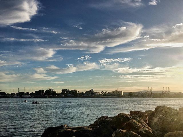 Swanson6676's tweet photo. #longbeach #shorelinevillage #socal https://t.co/GRml8FlgGH https://t.co/cB7Hlr9PWM