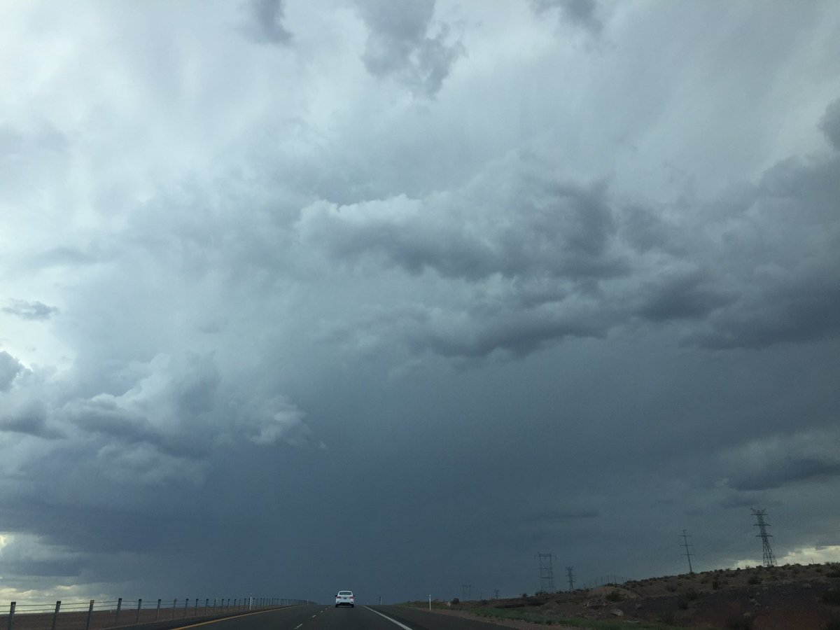 naturegrl17's tweet photo. Into the storm #StormTracker8 @SallyjTV @TeddFlorendo @NWSVegas i11 south #Boulder #city #chasingthestorm #biking #rain won’t stop an #adventure @8WeatherNow @ClarkCountyNV @getoutdoorsnv 🌧🚴🏼♀️🐾 https://t.co/kTr0Ml3PXl