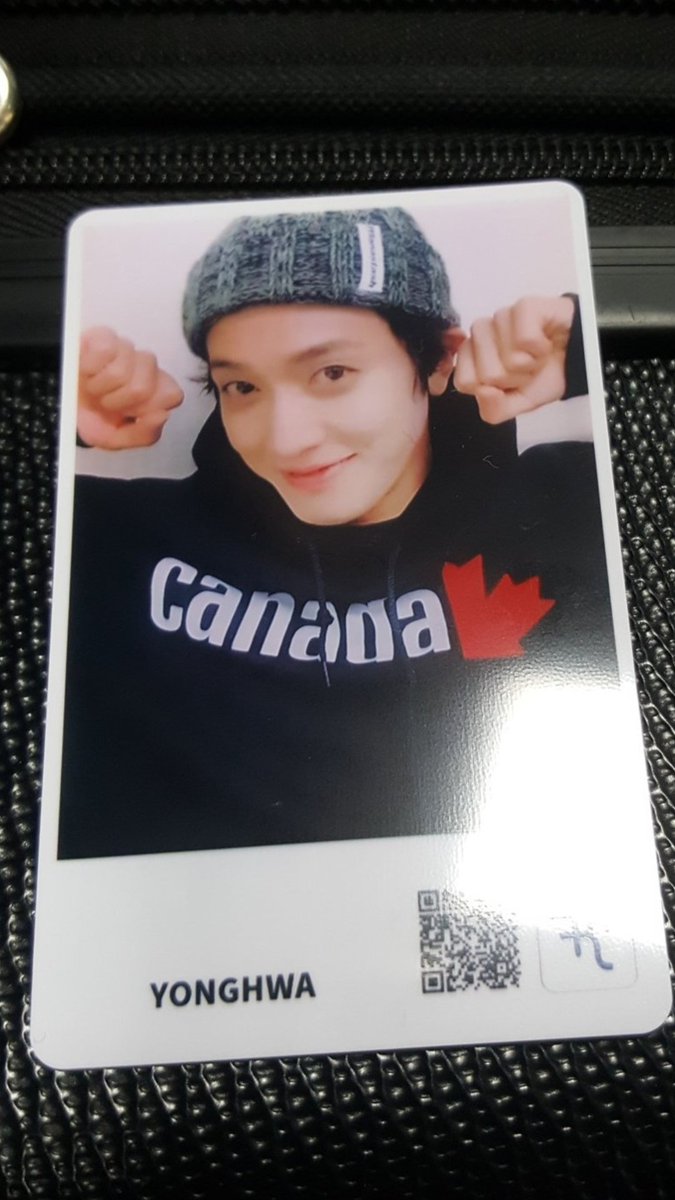 yonghwawie's tweet photo. Oppa.
#oppacard https://t.co/2JX11Okkyl