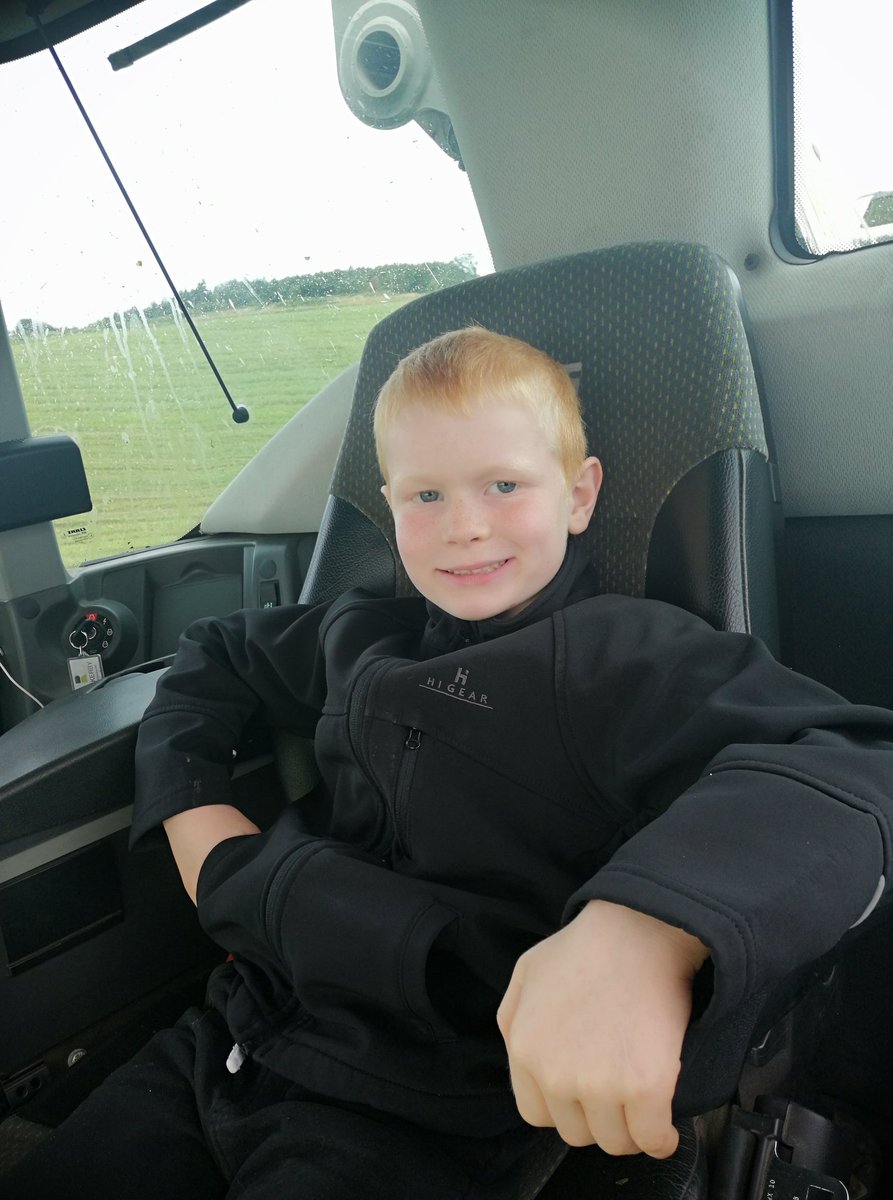 JillyRobson1's tweet image. I can drive dad's forager @tony6290 #farm24 #farmkids