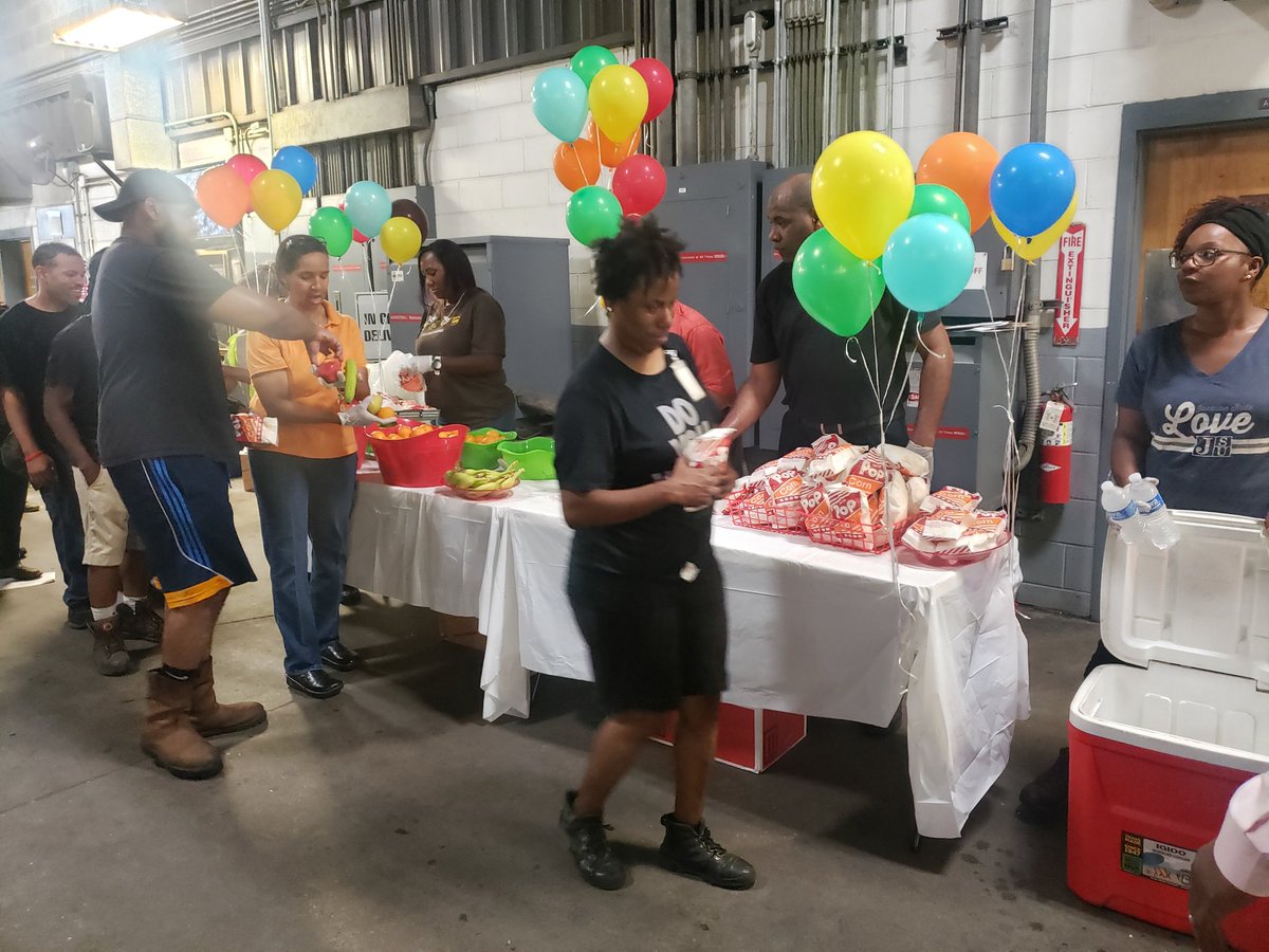 We are Ready to Go!!! Today's Theme was Building a Culture of Safety!!!@ The Jackson, MS Twilight Safety Huddle....Thanks to my HR partners for their assistance....