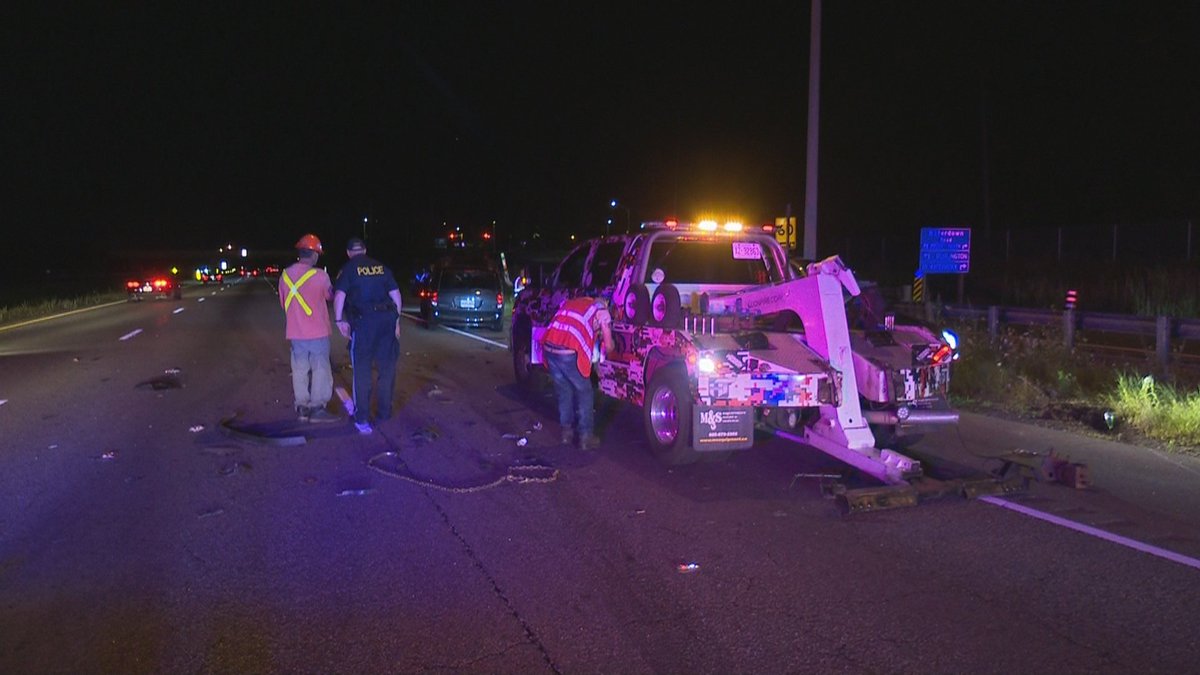 Media371's tweet photo. Two vehicle crash with an SUV rolled over on Highway 403 westbound at Waterdown Road in Burlington. Several people were assessed by @HaltonMedics207, no one was transported to hospital.  #BurlON https://t.co/SwhFYohcvE