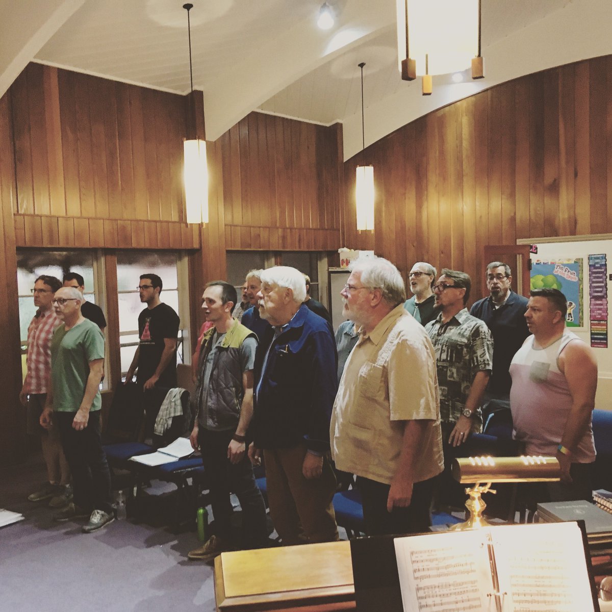 egmchorus's tweet photo. Warming up for our Pride rehearsal! Come see us and lots of other local queer performers this weekend 🏳️‍🌈❤️🧡💛💚💙💜We’ll be singing Friday night at Spectrum at 6:30pm, and Saturday @EugeneGayPride  at 11:30am in Alton Baker Park. 😘 https://t.co/7hBa56e7Zp