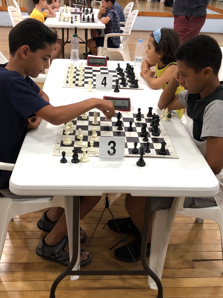 checkmatetvshow's tweet photo. Top 10 Benefits of playing chess.Chess is game for everyone o matter what gender, age, nationality and you can start to play in any age if you never played before.  https://t.co/CLBpj3wIEX https://t.co/wD39tDhEAn