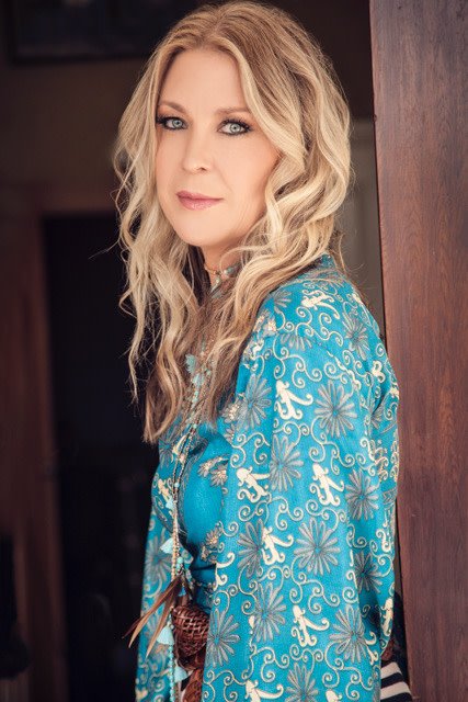 jeffreys_gina's tweet image. One more sleep till the release of Beautiful Tangle! This journey has been so transformative. None of this would be possible without you. Celebrate with me and pre-order your copy of Beautiful Tangle now via linktr.ee/gina_jeffreys
#BeautifulTangle