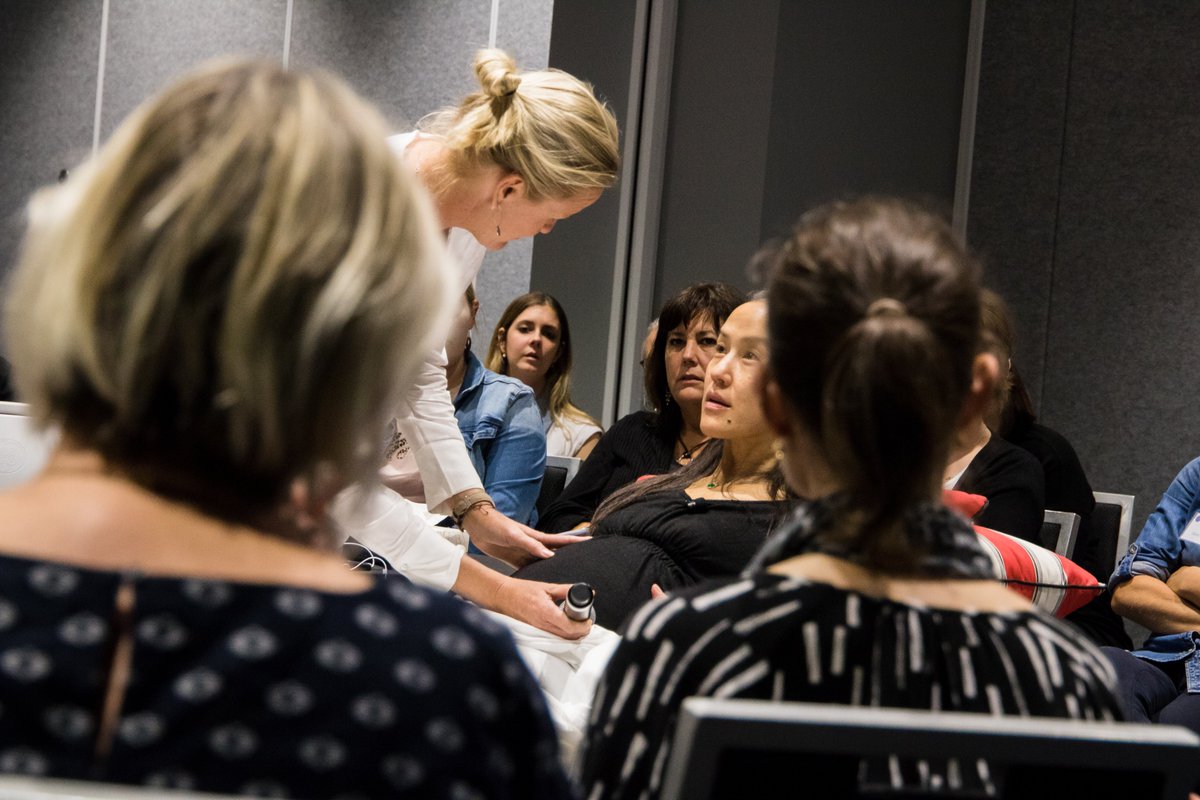 CREStillbirth's tweet photo. #FranBoyle (Sydney) @FranBoyleOz & #ReneeLim leading a critical, interactive workshop on 'Breaking Bad News' -- how we communicate suspected and subsequent confirmation of stillbirth in the care environment. #StillbirthForum https://t.co/QmpZODaoqW
